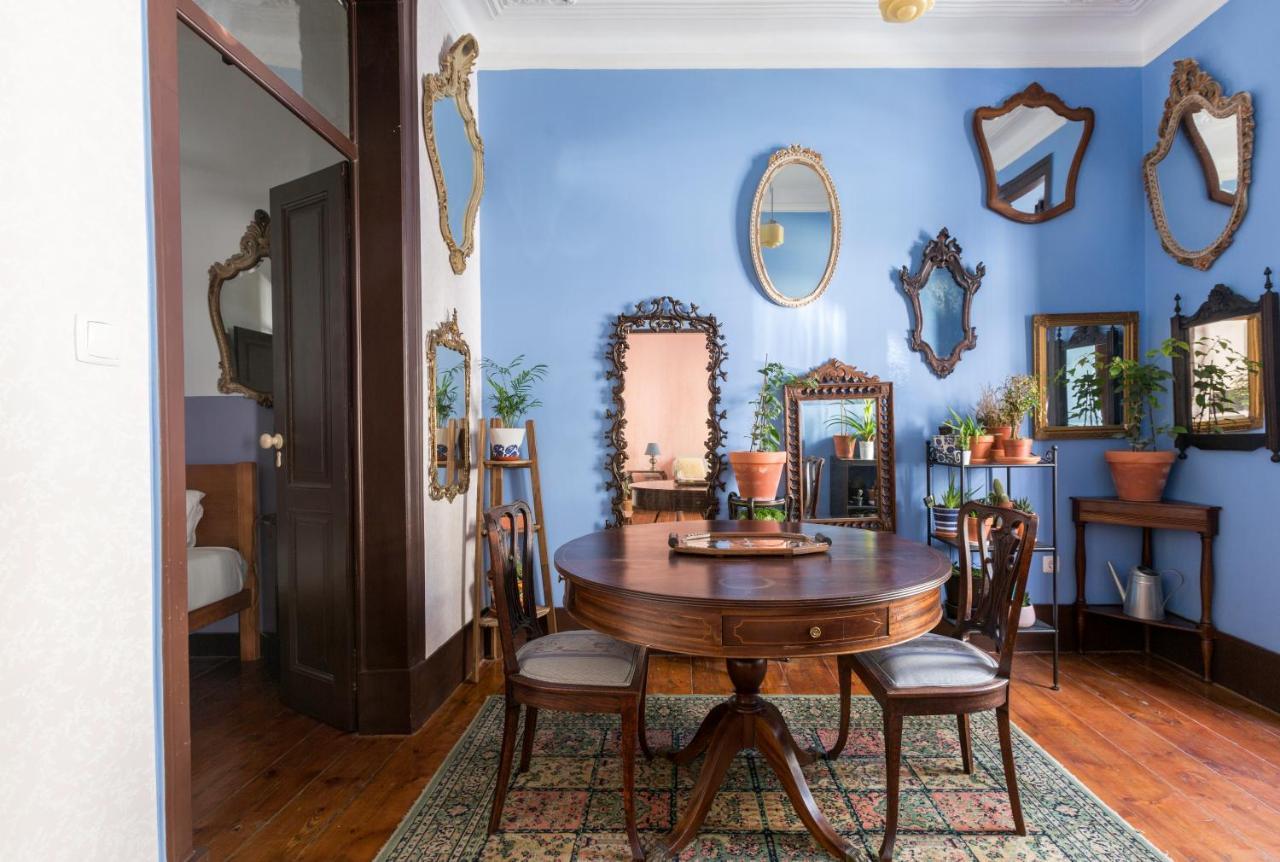 Charming In A 19th Century Building Appartamento Lisbona