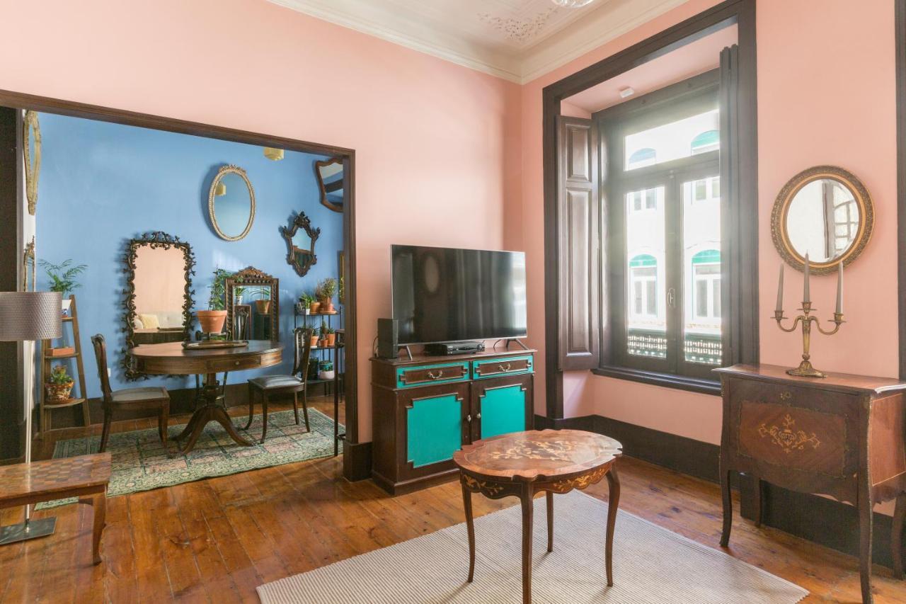 Charming In A 19th Century Building Appartamento *